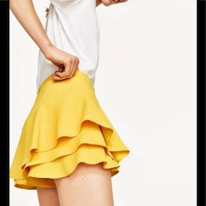 ZARA yellow ruffled skort NWT